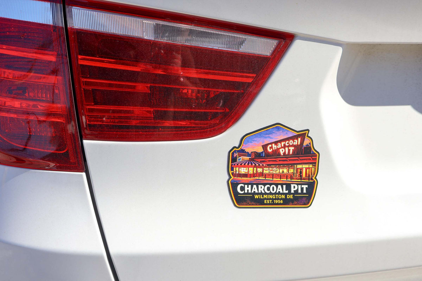 "Vintage Pit" Magnet